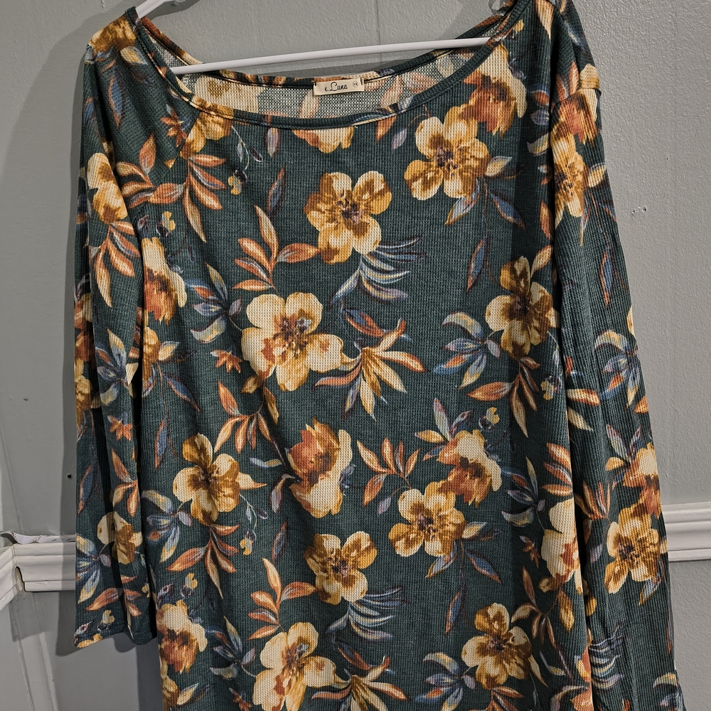 Luna 1XL Waffle Knit Floral Long Sleeve Tunic Top in Teal